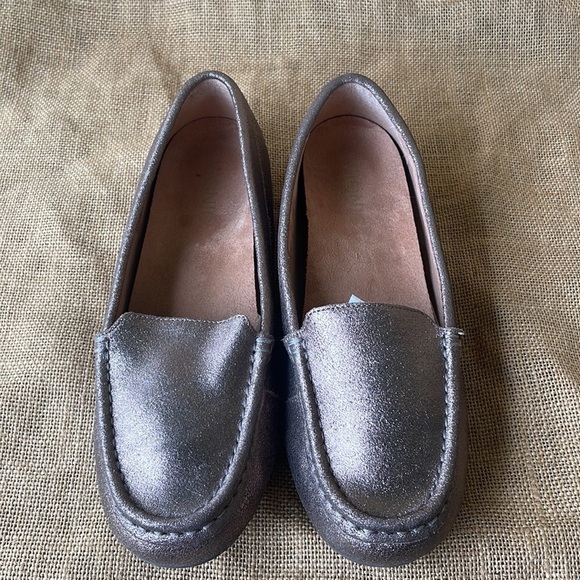 Vionic Women's Debbie Moccasin Flats Concealed Orthotic Arch Support Loafers - Picture 14 of 15